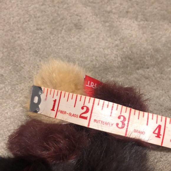 Vintage 100% rabbit fur three- strand pom-poms scarf. Burgundy black and beige. - Picture 8 of 8